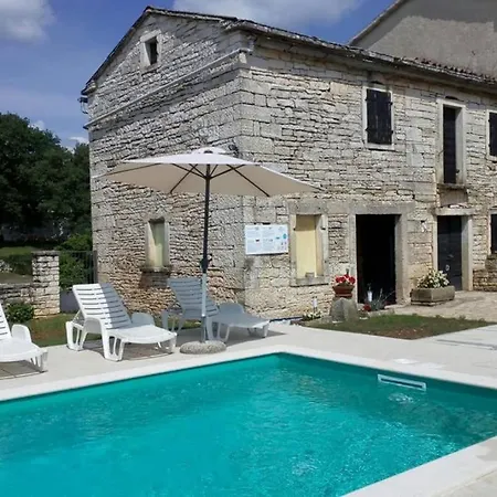 Stone House In Istria * Modrusani